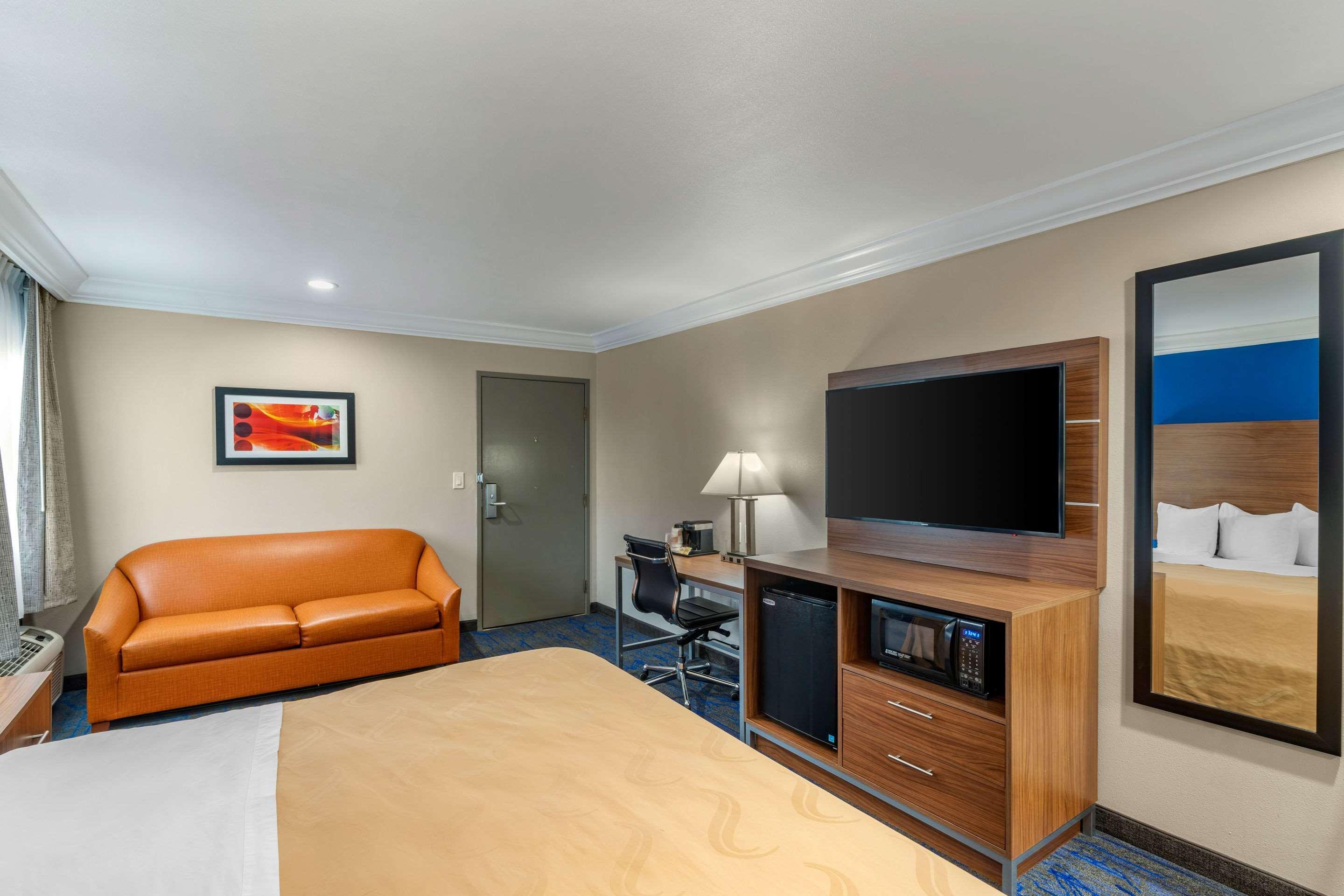 Quality Inn & Suites Vacaville Zewnętrze zdjęcie