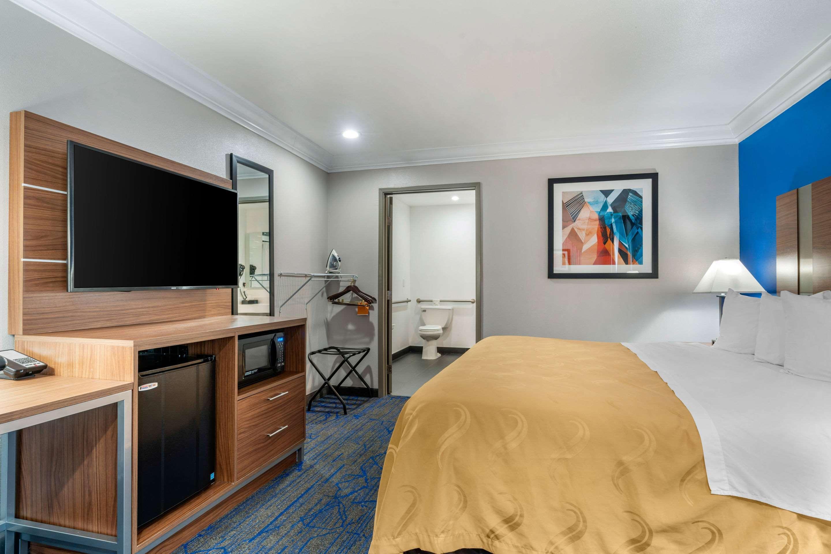 Quality Inn & Suites Vacaville Zewnętrze zdjęcie