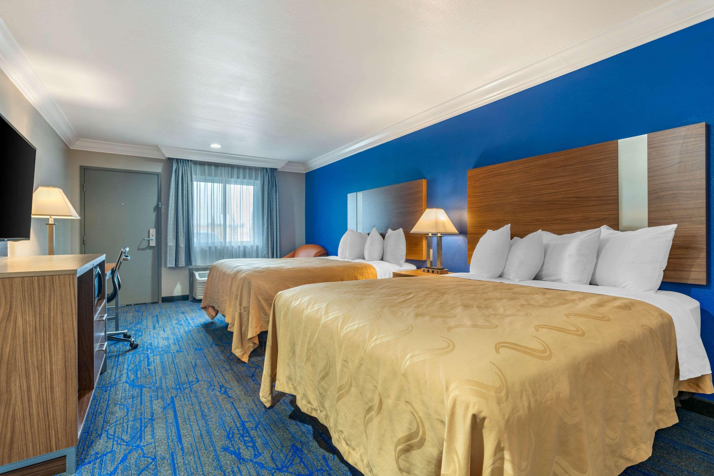 Quality Inn & Suites Vacaville Zewnętrze zdjęcie